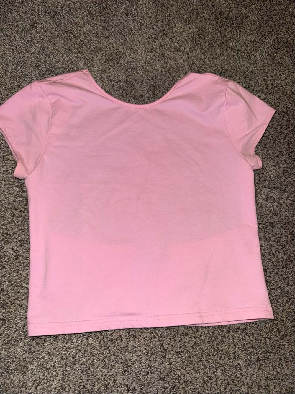 Edikted Bambi Open-Back Short Sleeve Crop T-Shirt